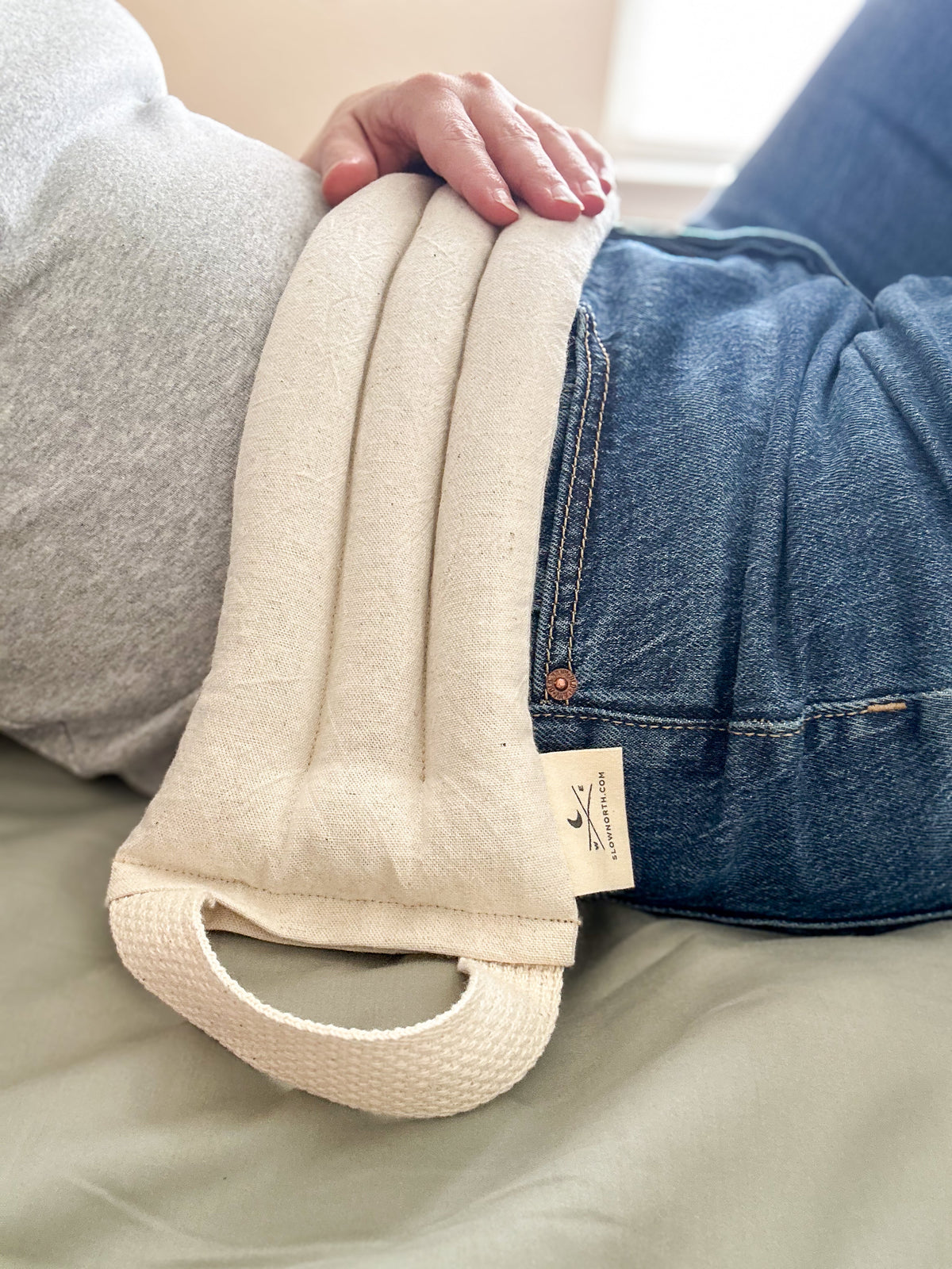 Natural Linen & Cotton Weighted Neck Wrap – Heated & Cooling Comfort